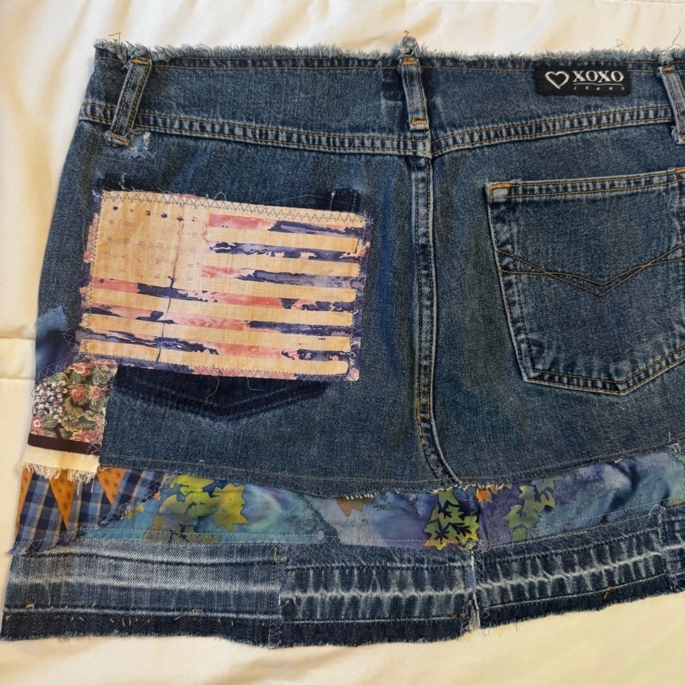 XOXO Boho Upcycled Denim Jean Patchwork Skirt with Vintage 80’s Material Sz 9/10 - Picture 10 of 14